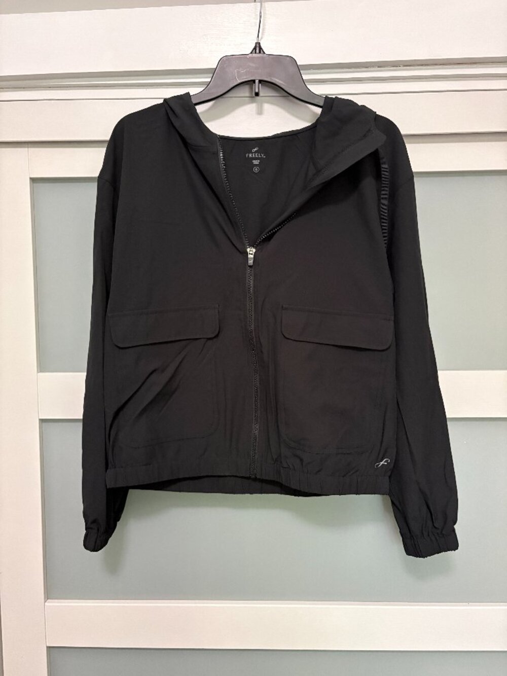 NWT Freely Women's Airliner Cargo Jacket Commuter  Black sz S Small  Hooded